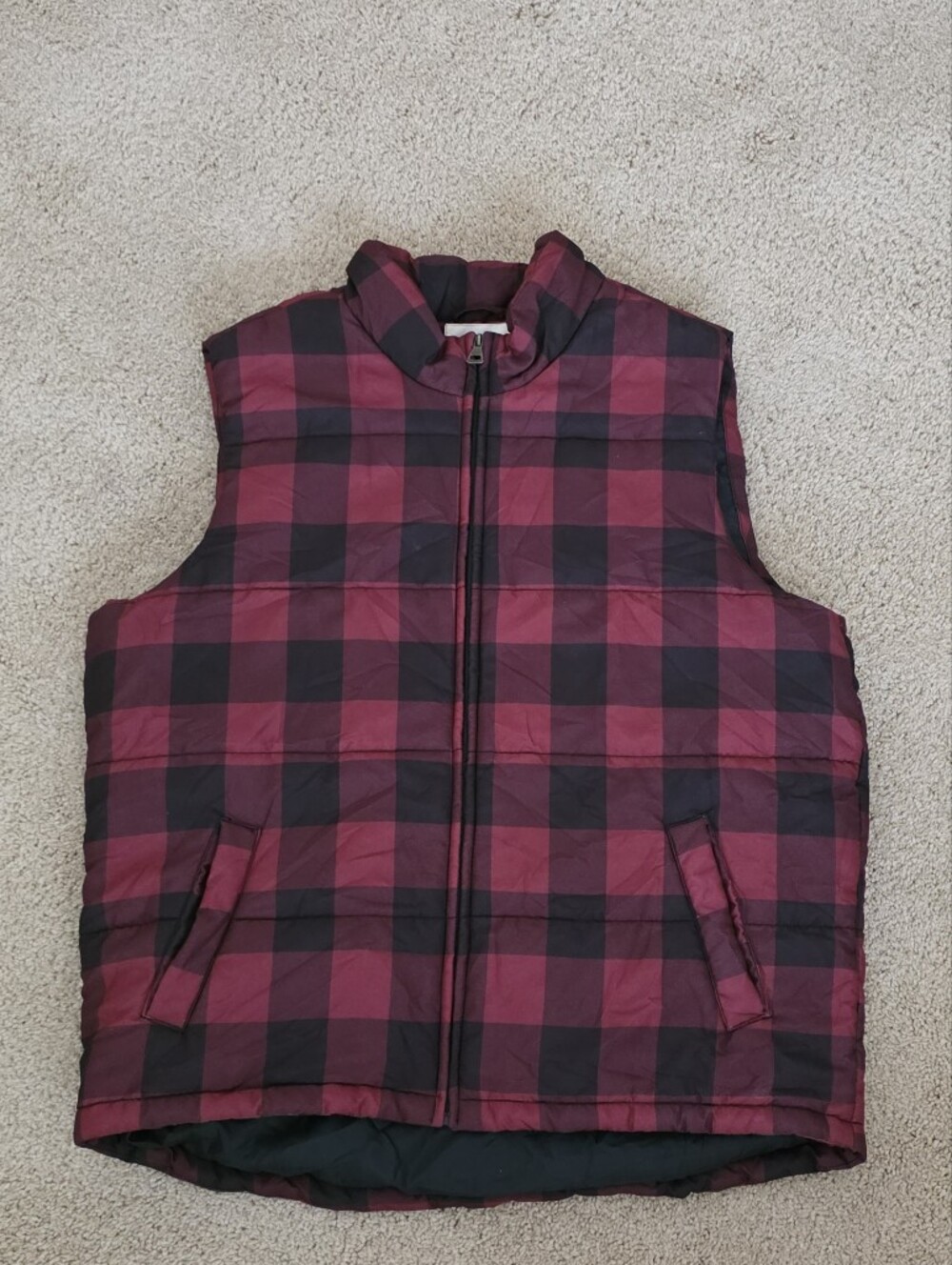 Weatherproof Men's Buffalo Check Quilted Puffer Vest - Burgundy & Black